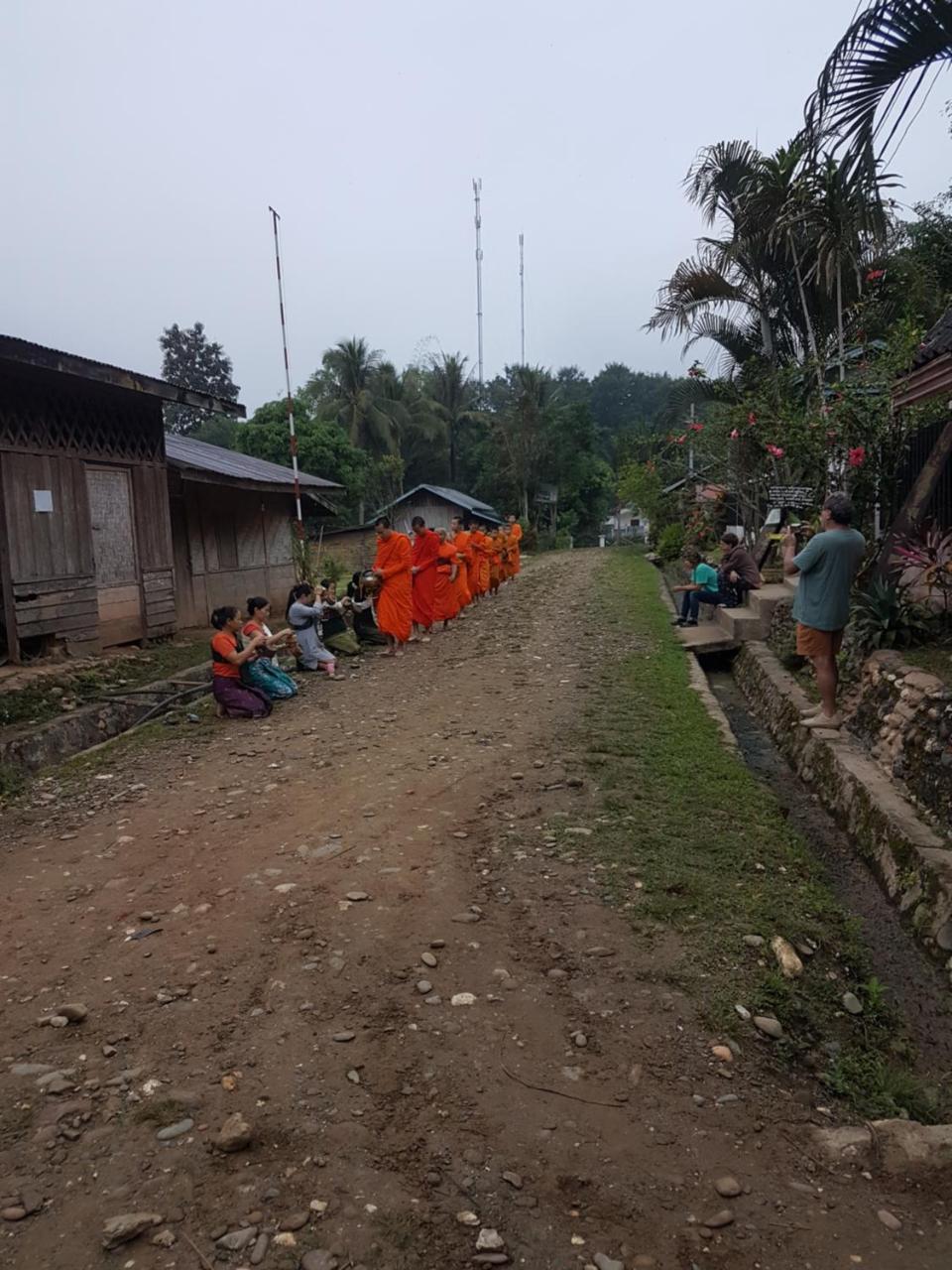Lattanavongsa Guesthouse And Bungalows Muang Ngoi Exterior foto